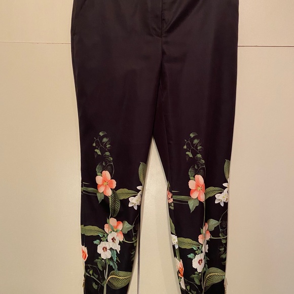 Ted Baker cropped dress pants - Picture 4 of 5